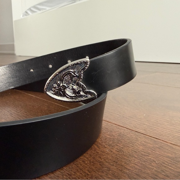 DSQUARED2 Black Belt with Silver Buckle - Picture 3 of 8